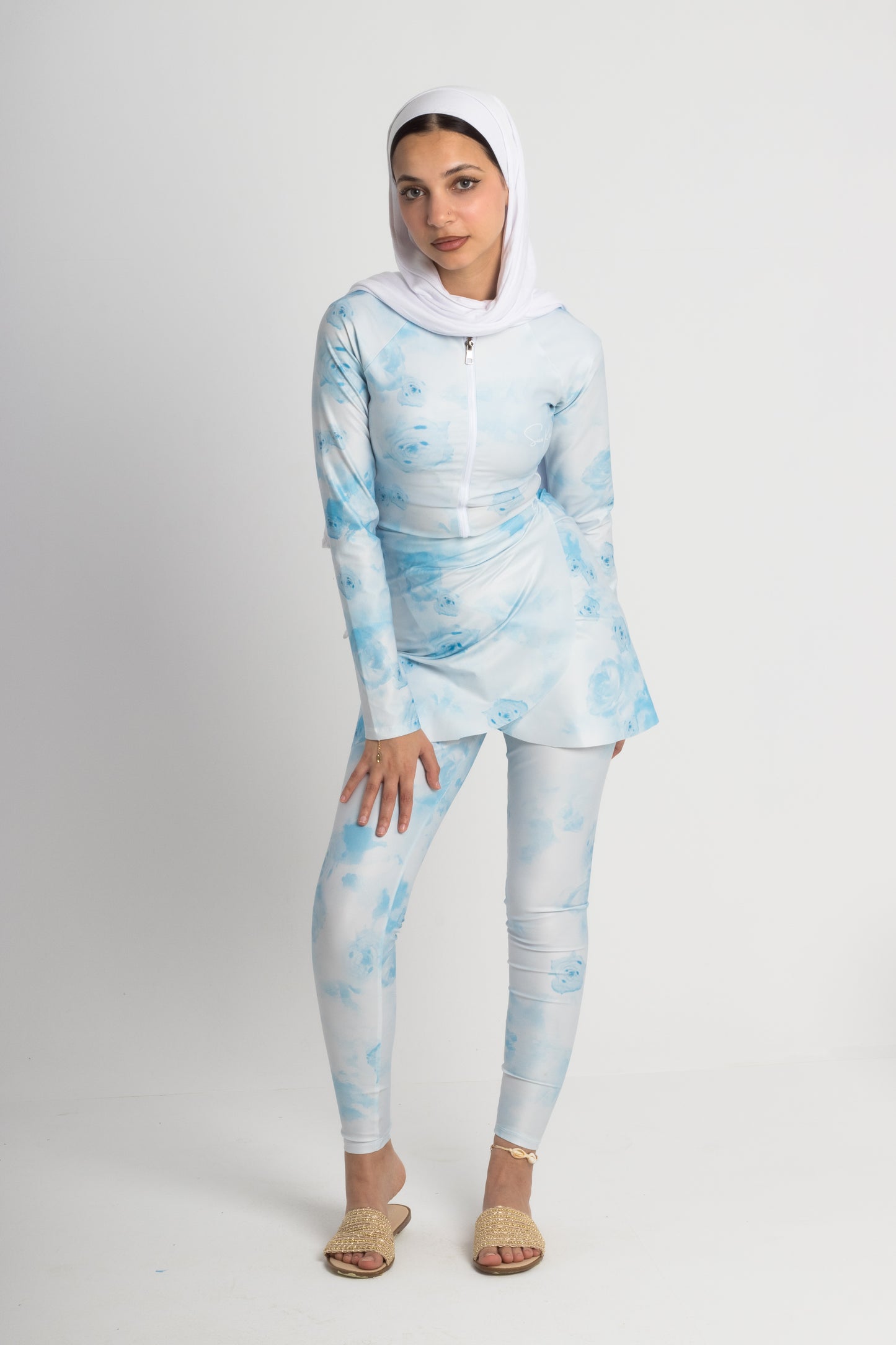 Aqua Rose